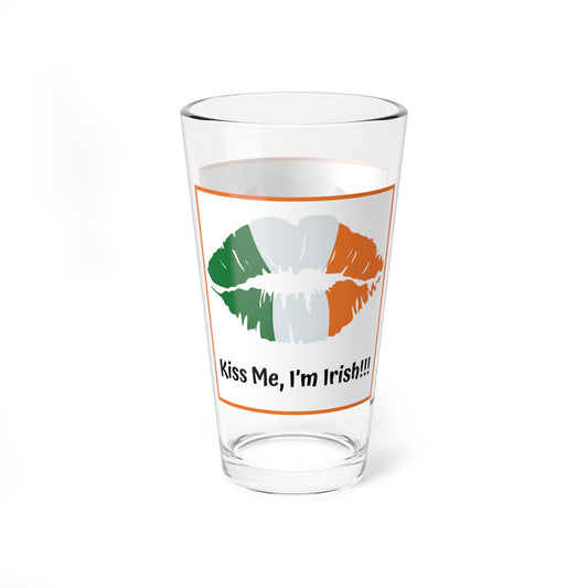 "Kiss Me... I'm Irish!!!" 16oz Glass Cup